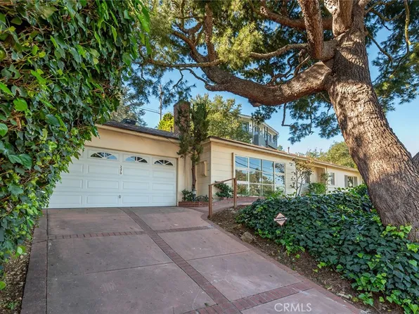 3370 Coy Dr, Sherman Oaks, CA 91423