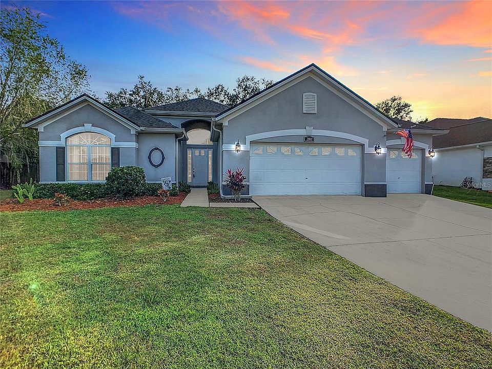 1st image of 2001 WESTWOOD CIRCLE