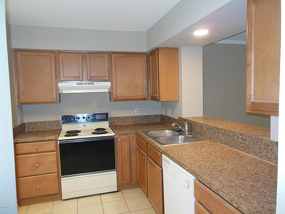4th image of 7737 Las Palmas Way #150