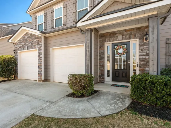 265 Delbourne Ln, Greer, SC 29651