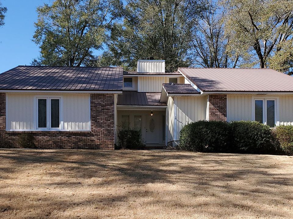 1st image of 111 Liveoak Dr
