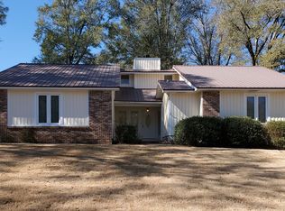 111 Liveoak Dr, Enterprise, AL 36330