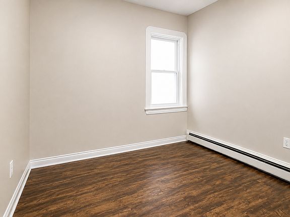 4th image of 538 Power Rd #3F