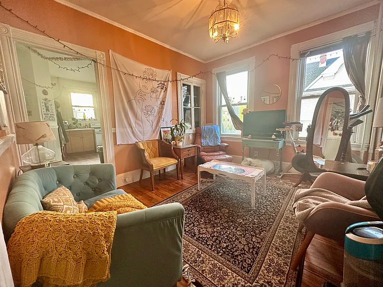 52 Dustin St #1 — Photo 4