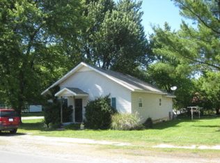 39 W Anderson St, Aurora, MO 65605