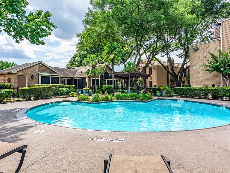 The Park @ Live Oak Apartments — Photo 2