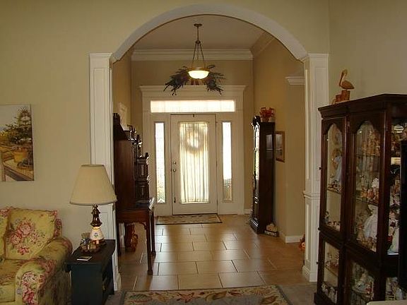 4th image of 2894 Megan Dr