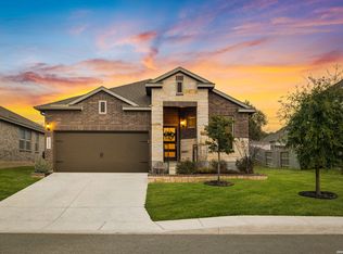 21954 Akin Byu, San Antonio, TX 78261