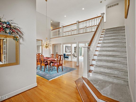 4th image of 7649 Pebble Creek Dr