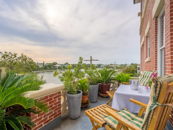 55 Ashley Ave APT 13, Charleston, SC 29401