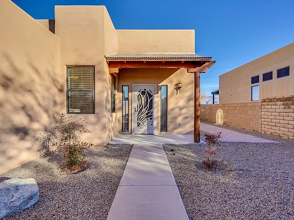 2nd image of 10477 E Saucito Canyon Pl