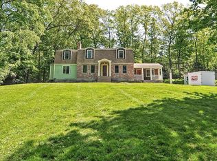 28 Donna Lee Ln, Ashland, MA 01721