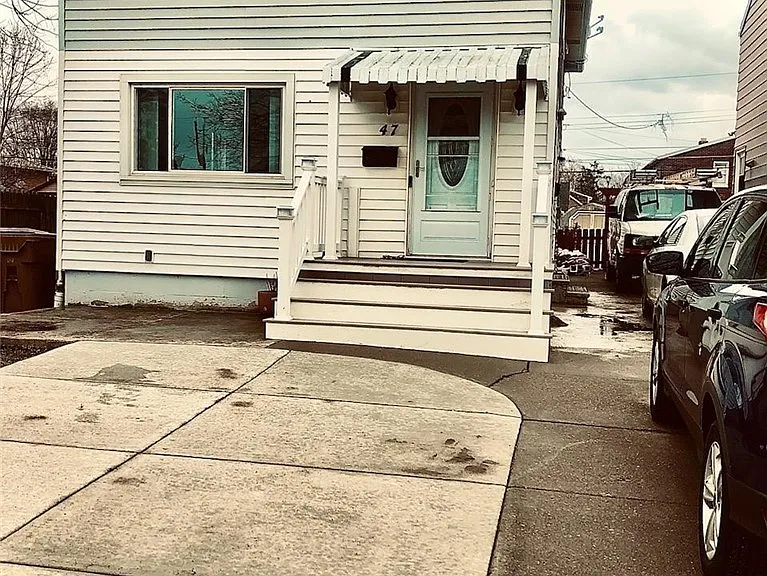 47 Awood Pl — Photo 1