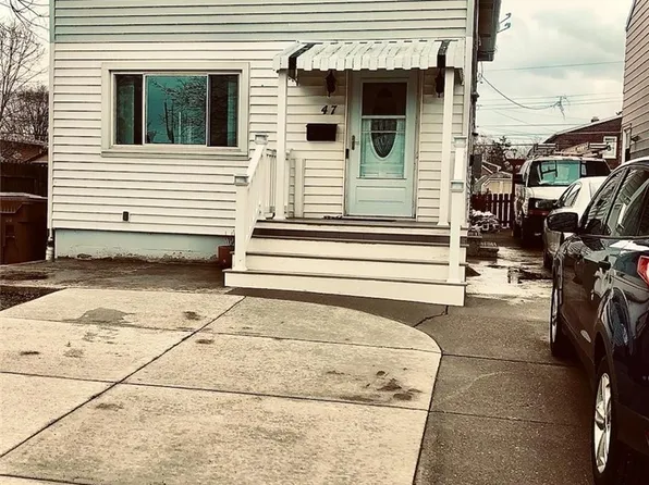 47 Awood Pl, Cheektowaga, NY 14225