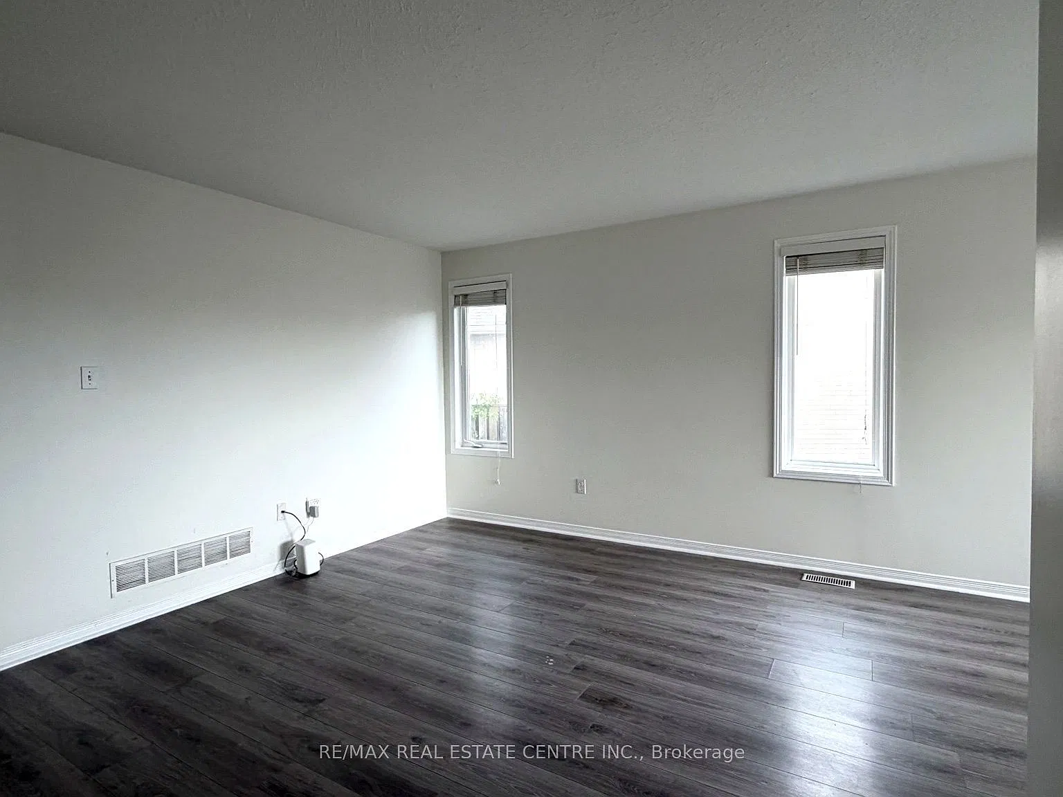 4 bed, $2,499 — Photo 4