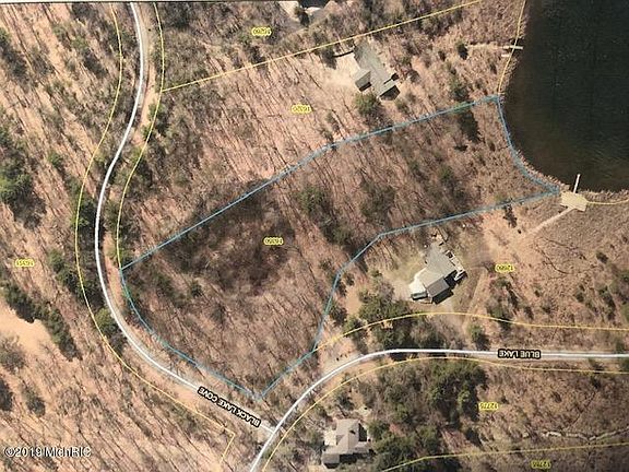 3rd image of 16350 Black Lake Cv