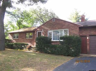 4 Ann Dr, Schenectady, NY 12303