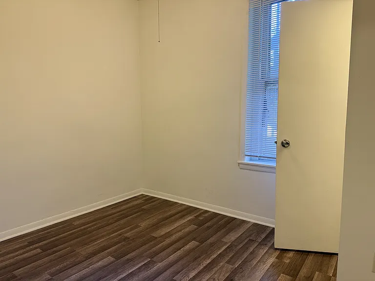 11335 S Langley Ave #1 — Photo 6