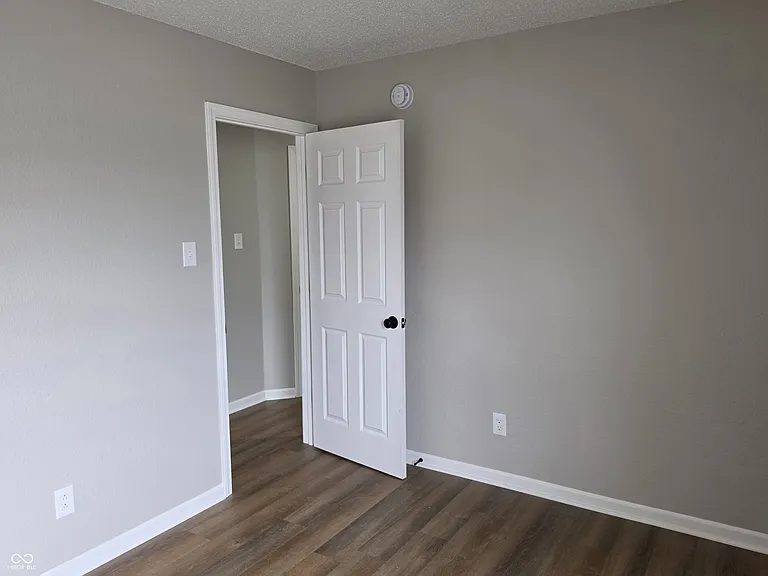 1225 Freemont Ln — Photo 15