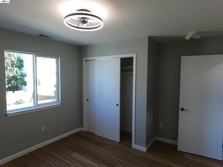 722 Foothill Blvd — Photo 12