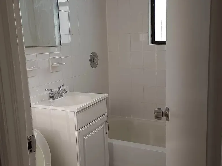 5418 Park Ave #31 — Photo 3