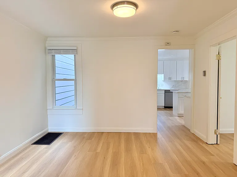 383 Paris St — Photo 14