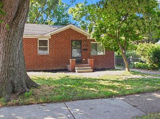 8154 Prospect Ave, Warren, MI 48089