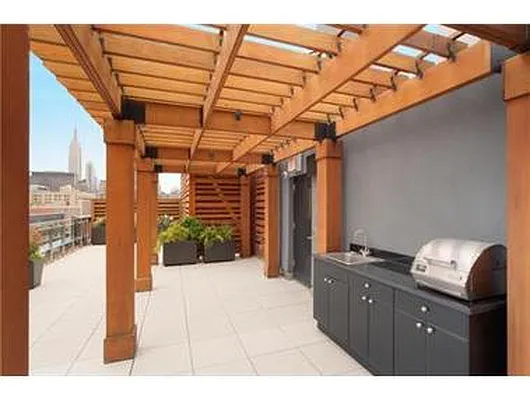 Sold by Oxford Property Group | media 9