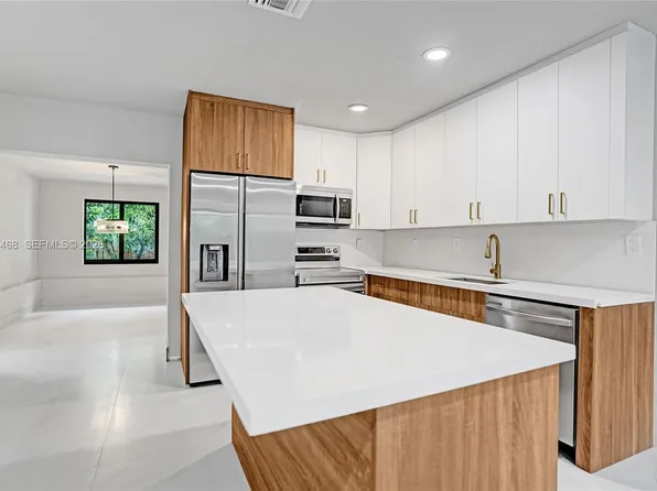 3171 Jackson Blvd, Fort Lauderdale, FL 33312