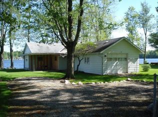 1975 E 765 S, Wolcottville, IN 46795