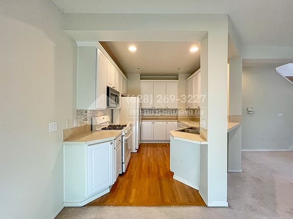 4th image of 15231 25th Ave W #15231