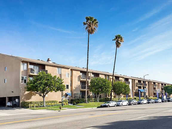4th image of 17821 Lassen St APT 241