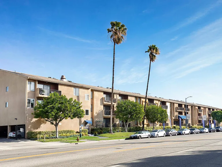Northridge Gardens Apartments — Photo 12