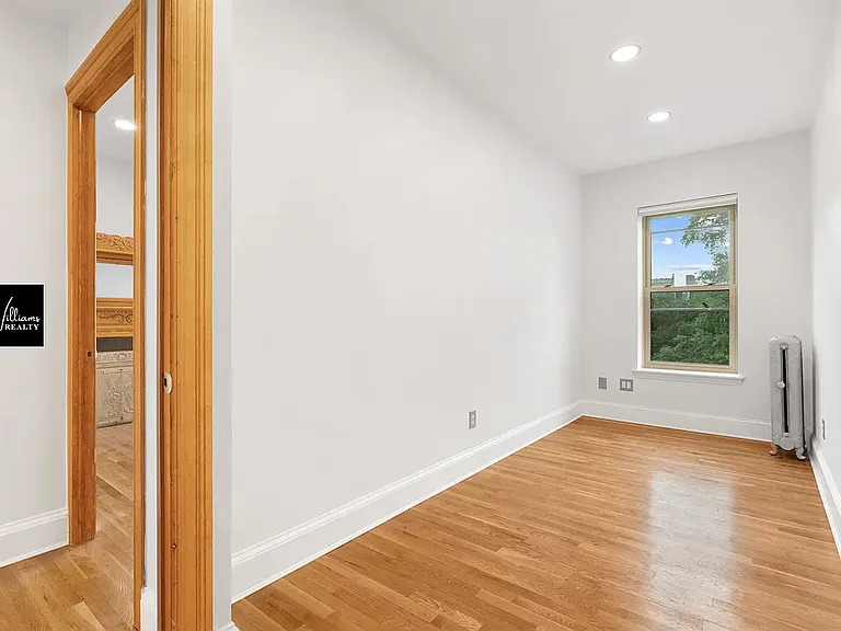 126 Bainbridge St #4 — Photo 19