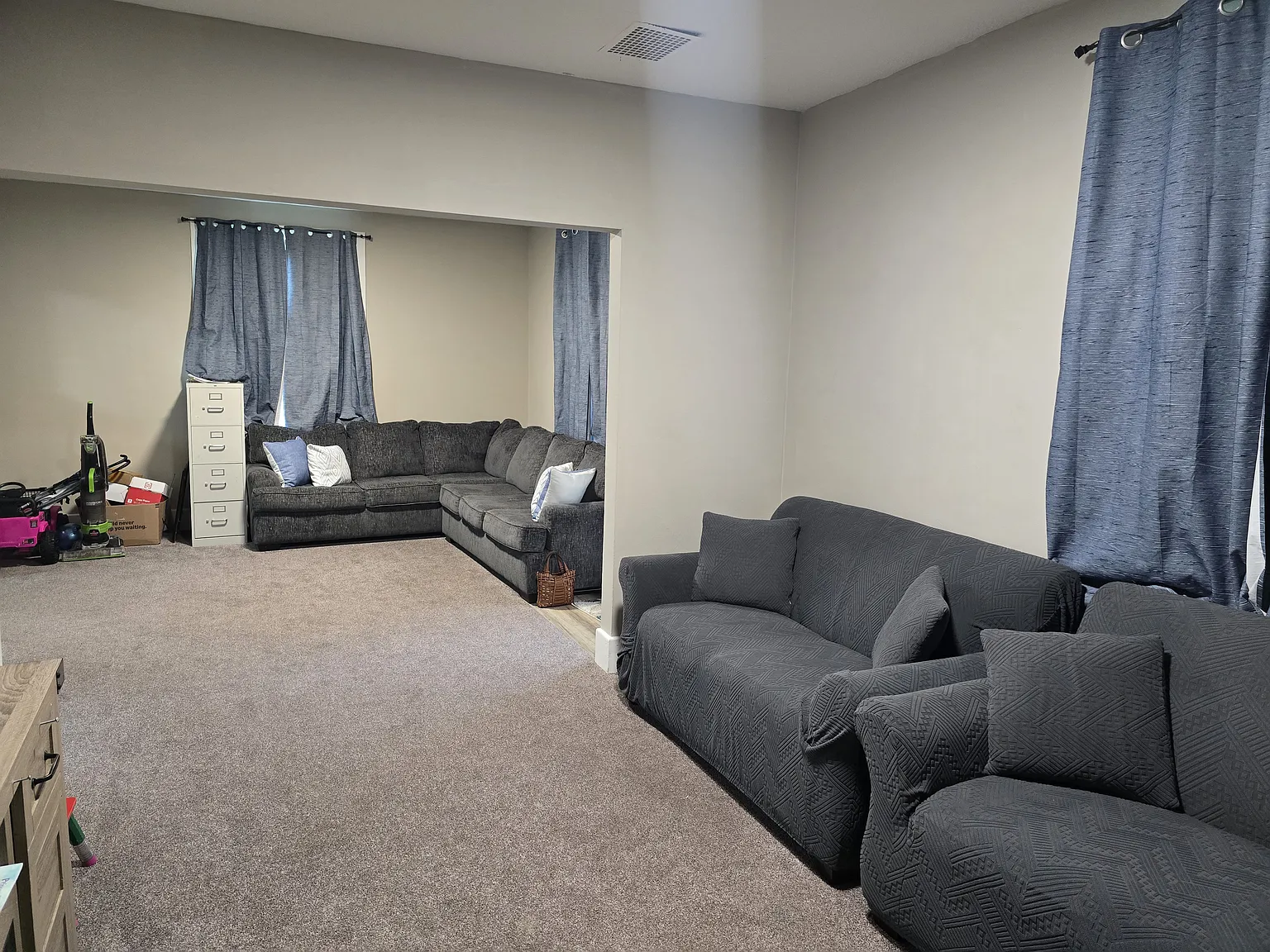 3 bed, 2812 sqft, $2,300 — Photo 3