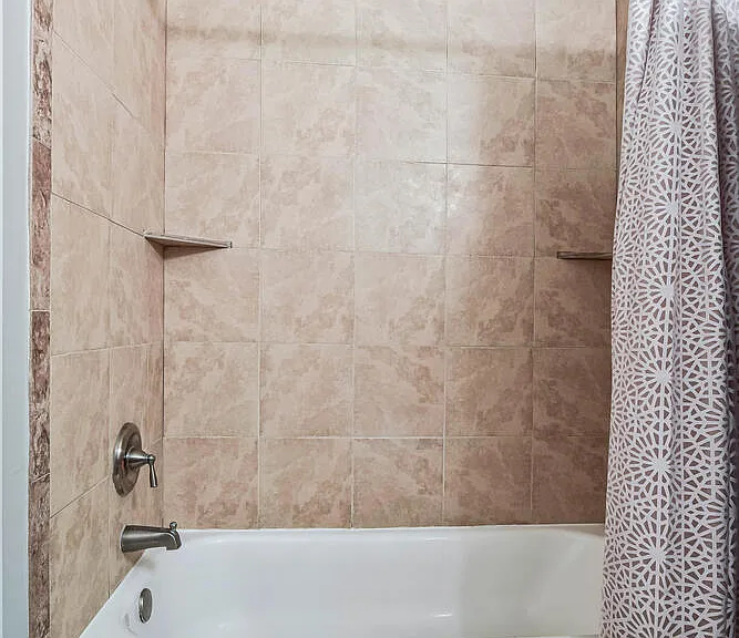 821 Madison St NW — Photo 26
