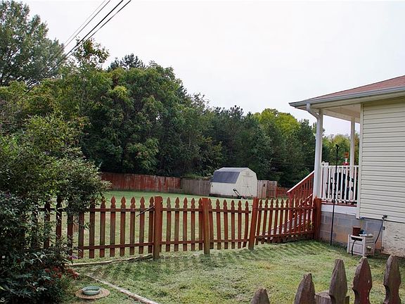 4th image of 2033 Scalesville Rd