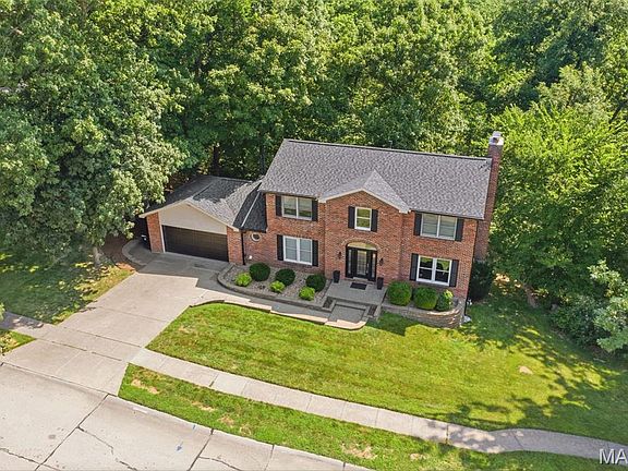 4th image of 7290 Meramar Dr