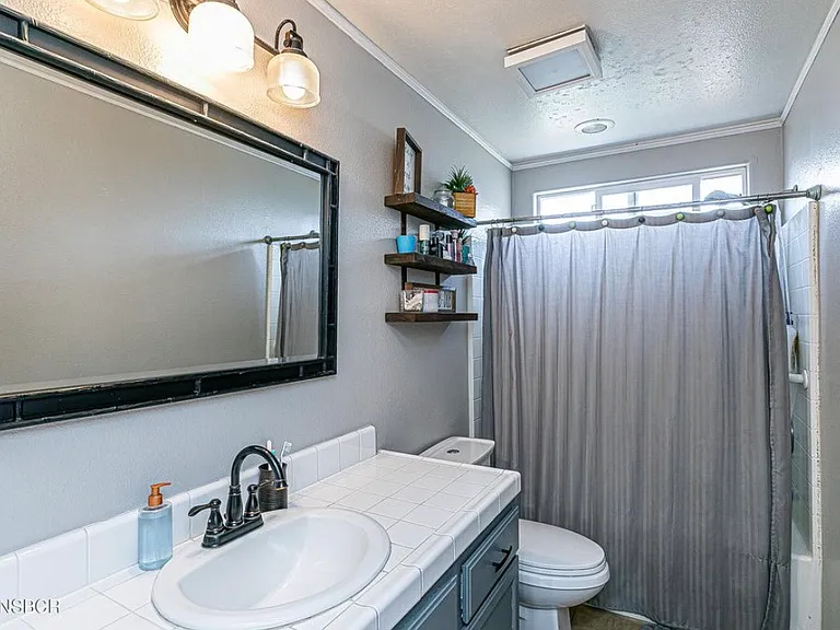 2421 N Baldwin Way — Photo 15