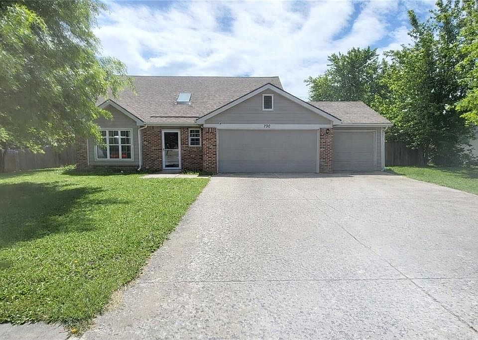 1st image of 790 Myers Dr