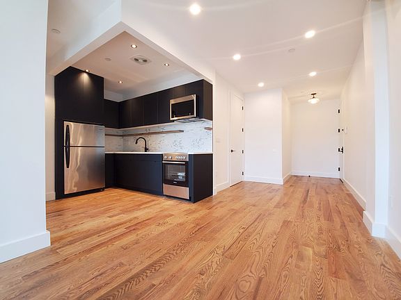 5th image of 1511 Fulton St #5