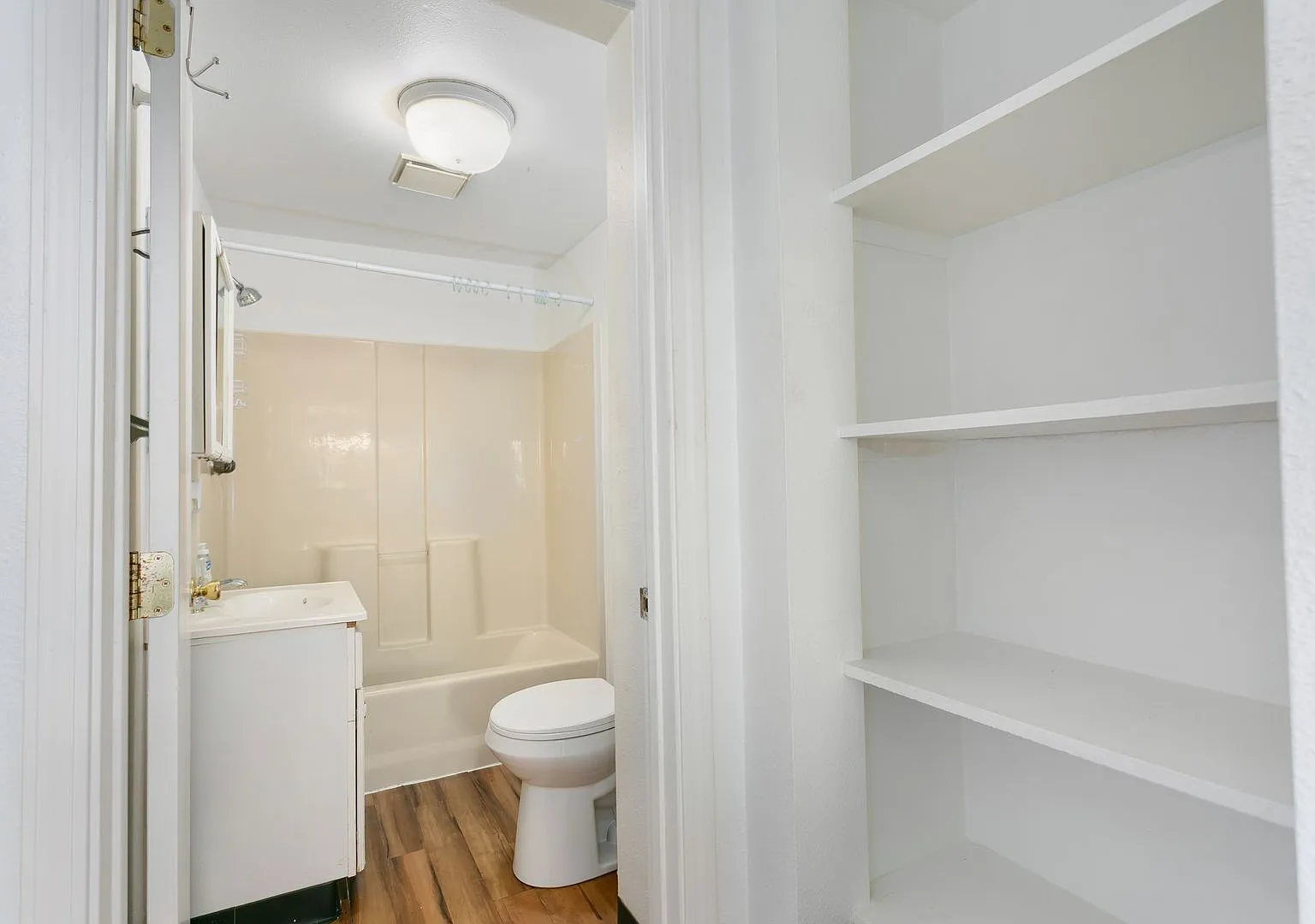 5413 South Puget Sound Avenue — Photo 3