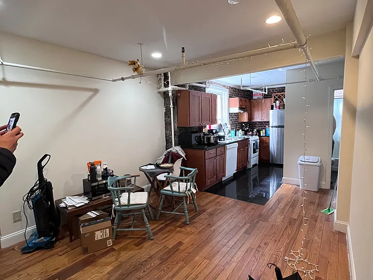 108 Peterborough St #6 — Photo 9