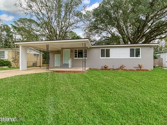 2nd image of 5833R Norde Dr E