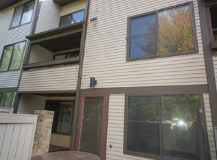 9514 Treyford Ter, Gaithersburg, MD 20886