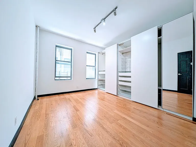 320 Lincoln Pl #F — Photo 6