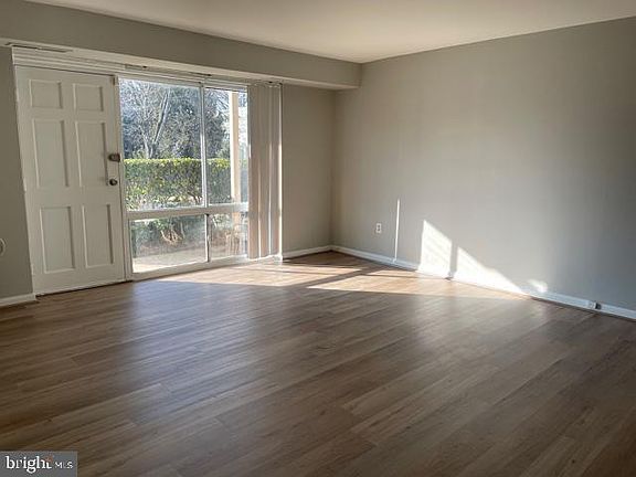 5th image of 3141 University Blvd W APT 2