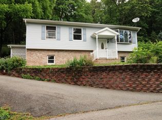 106 Russling Rd, Hackettstown, NJ 07840