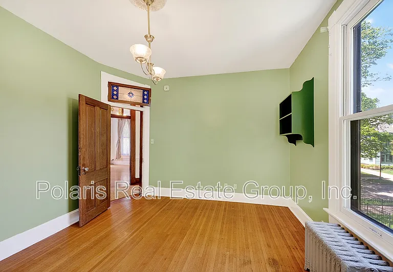 1507 Broadway St — Photo 29