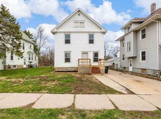 1711 A Ave NE, Cedar Rapids, IA 52402